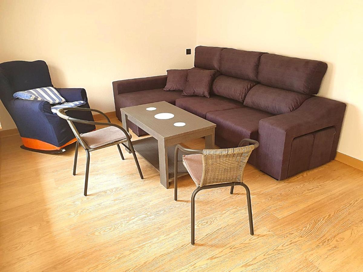 Newly Renovated Two Bedrooms Apartment In Villa Marina เบนิดอร์ม ภายนอก รูปภาพ
