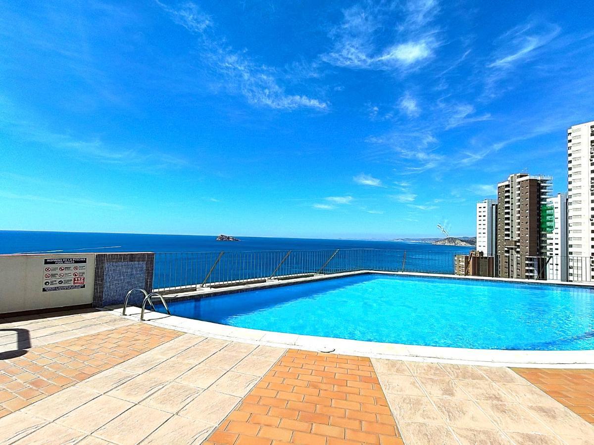 Newly Renovated Two Bedrooms Apartment In Villa Marina เบนิดอร์ม ภายนอก รูปภาพ