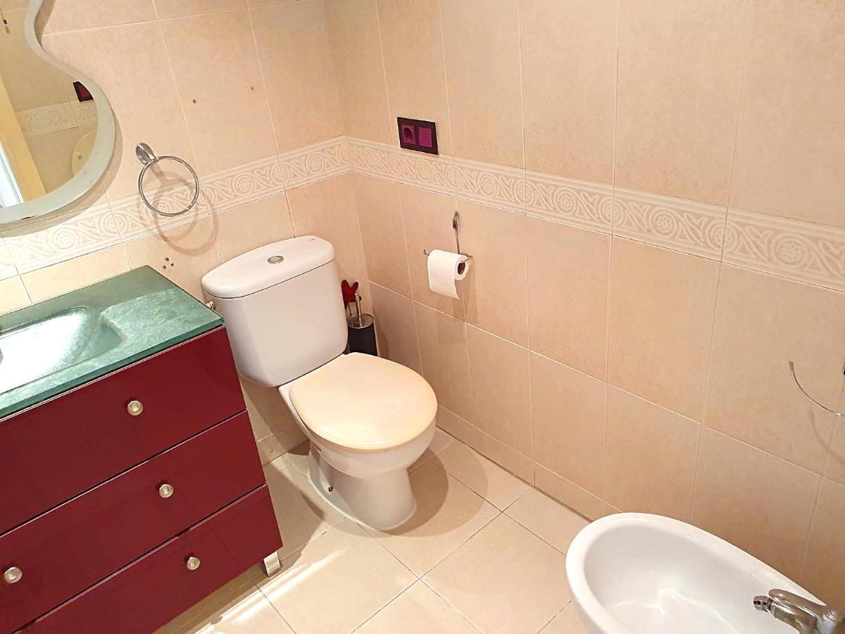 Newly Renovated Two Bedrooms Apartment In Villa Marina เบนิดอร์ม ภายนอก รูปภาพ